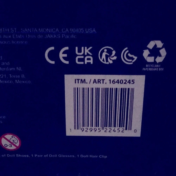 Disney ENCANTO Mirabel & Isabela Madrigal 14" Articulating Doll New - Picture 4 of 4